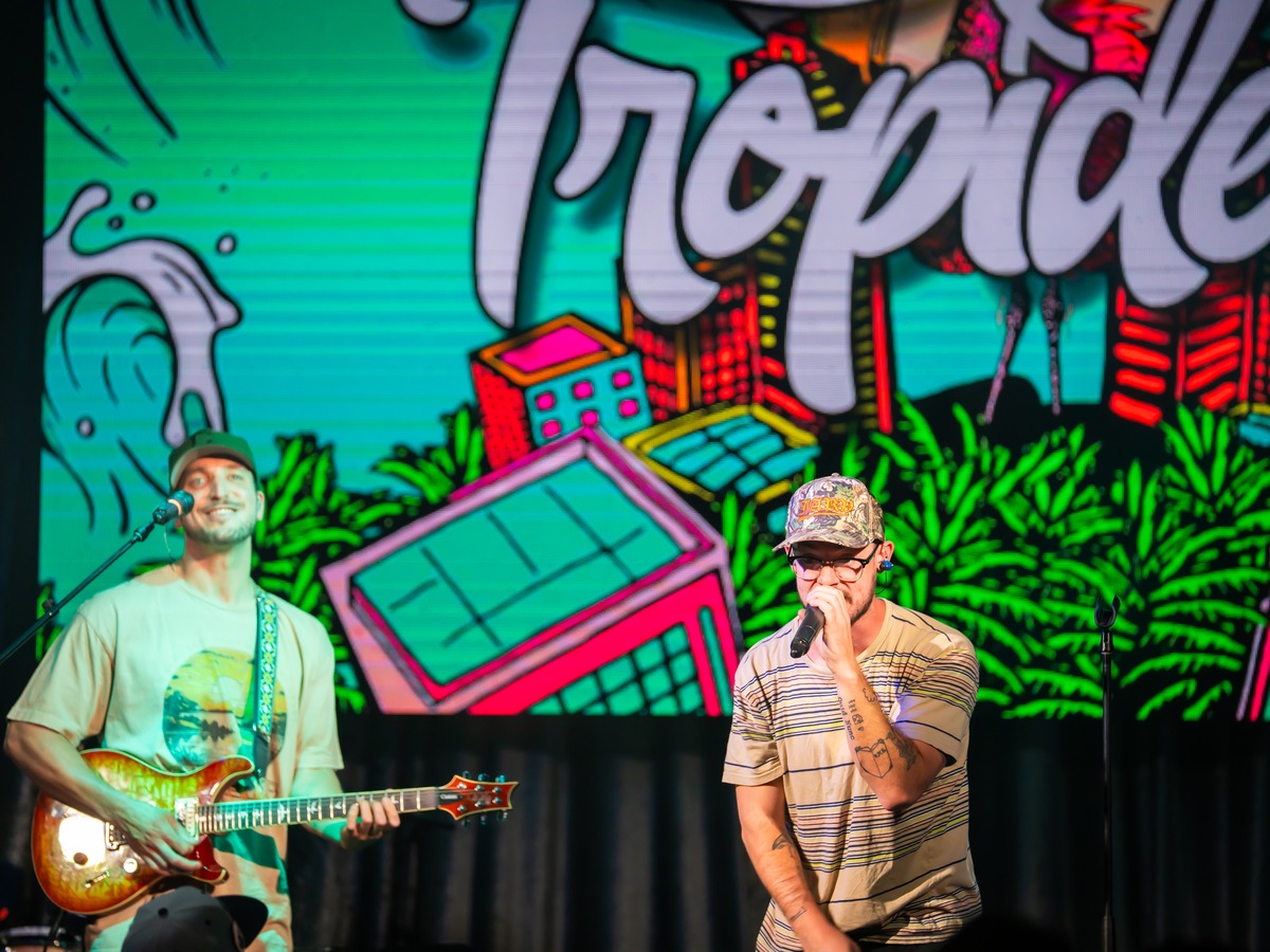 Live performance at the Tropidelics and Shwayze show at SLO Brew